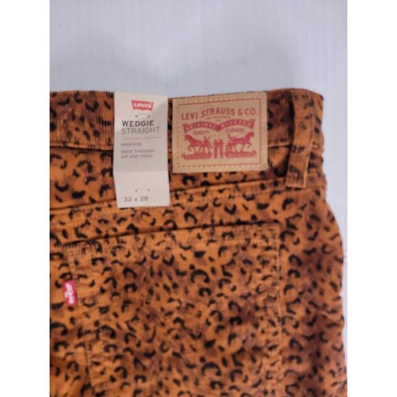 NWT Levi's Wedgie Straight Corduroy Pant Womens Sz 32 Scratchy Leopard Ginger - Picture 5 of 15
